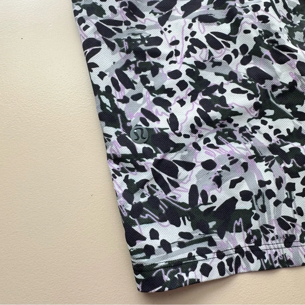 Lululemon License to Train Linerless Short 7” in Command Camo Vapor Multi Size S